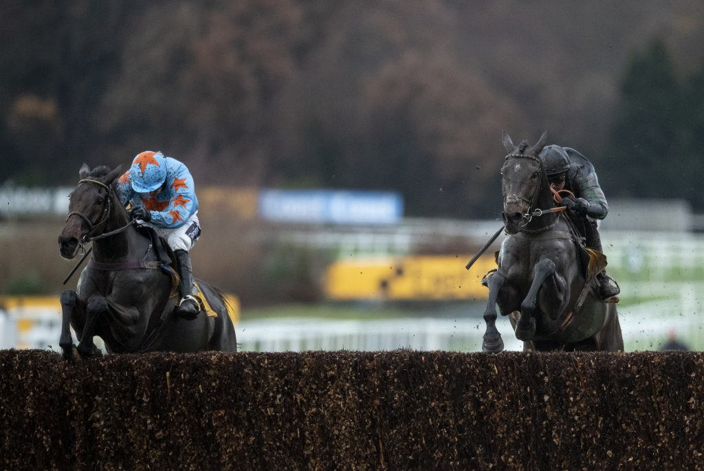 Altior and Un De Sceaux in the 2018 Tingle Creek