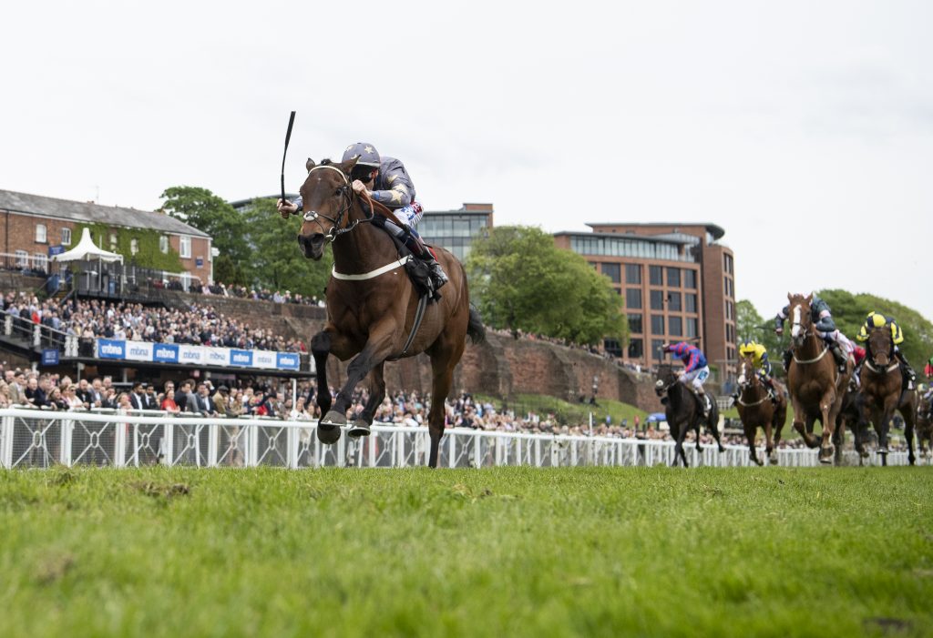 Magic Circle wins the Chester Cup