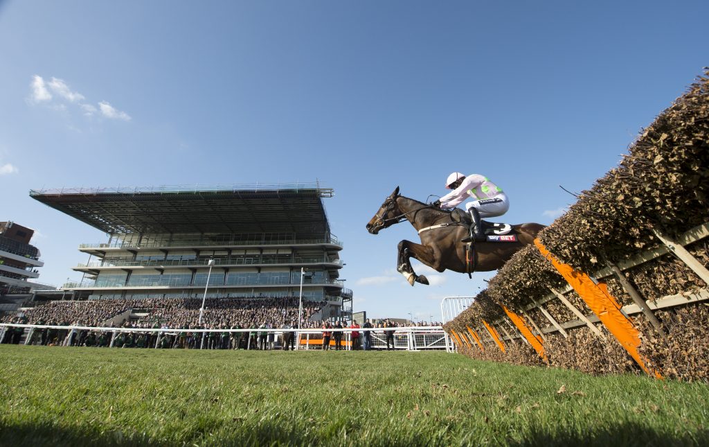 Douvan wins the 2015 Supreme Novices Hurdle at Cheltenham